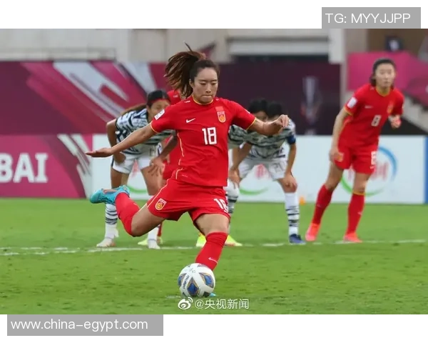 女主与原创足球明星的浪漫之旅在绿茵场上绽放爱的火花