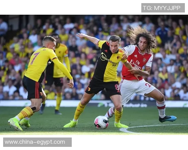 香港足球明星赛精彩回顾与成绩分析展现球员风采与比赛魅力